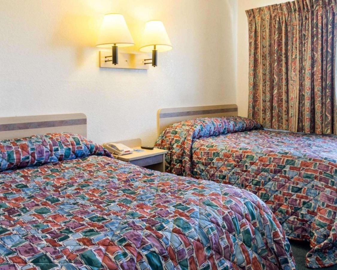 Rodeway Inn Columbus Luaran gambar