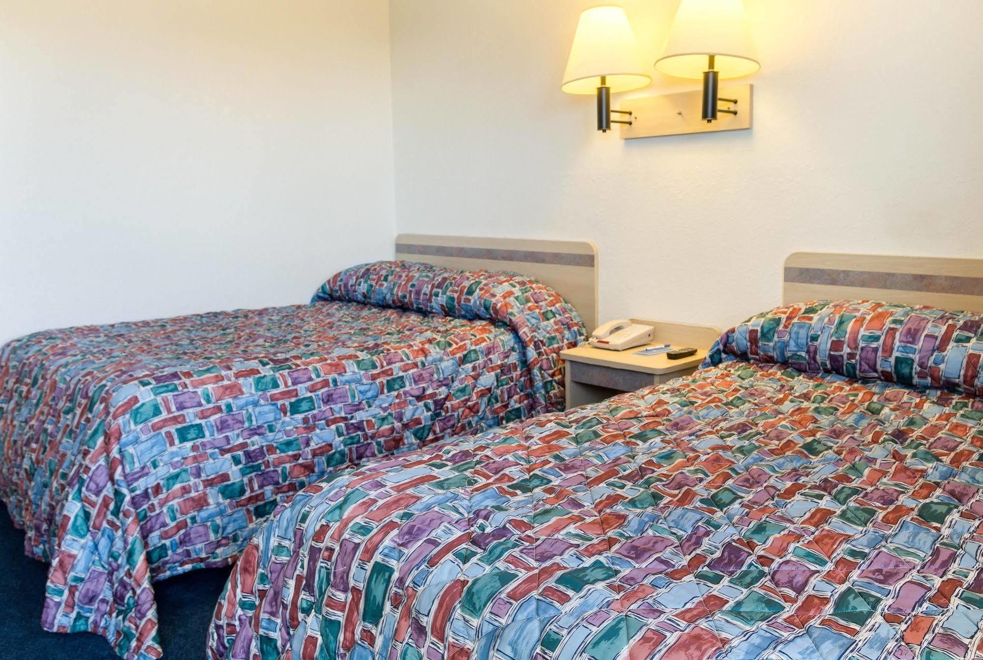 Rodeway Inn Columbus Luaran gambar